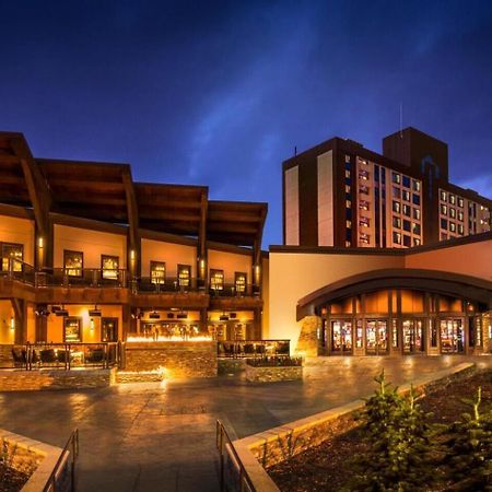 Golden Nugget Lake Tahoe Стейтлайн Екстериор снимка