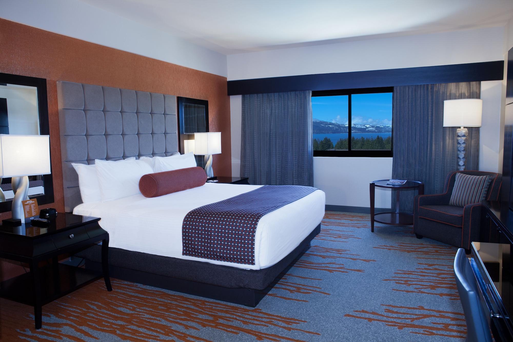 Golden Nugget Lake Tahoe Стейтлайн Екстериор снимка